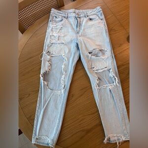 American Eagle Outfitters Light Blue Ripped Mom Jeans